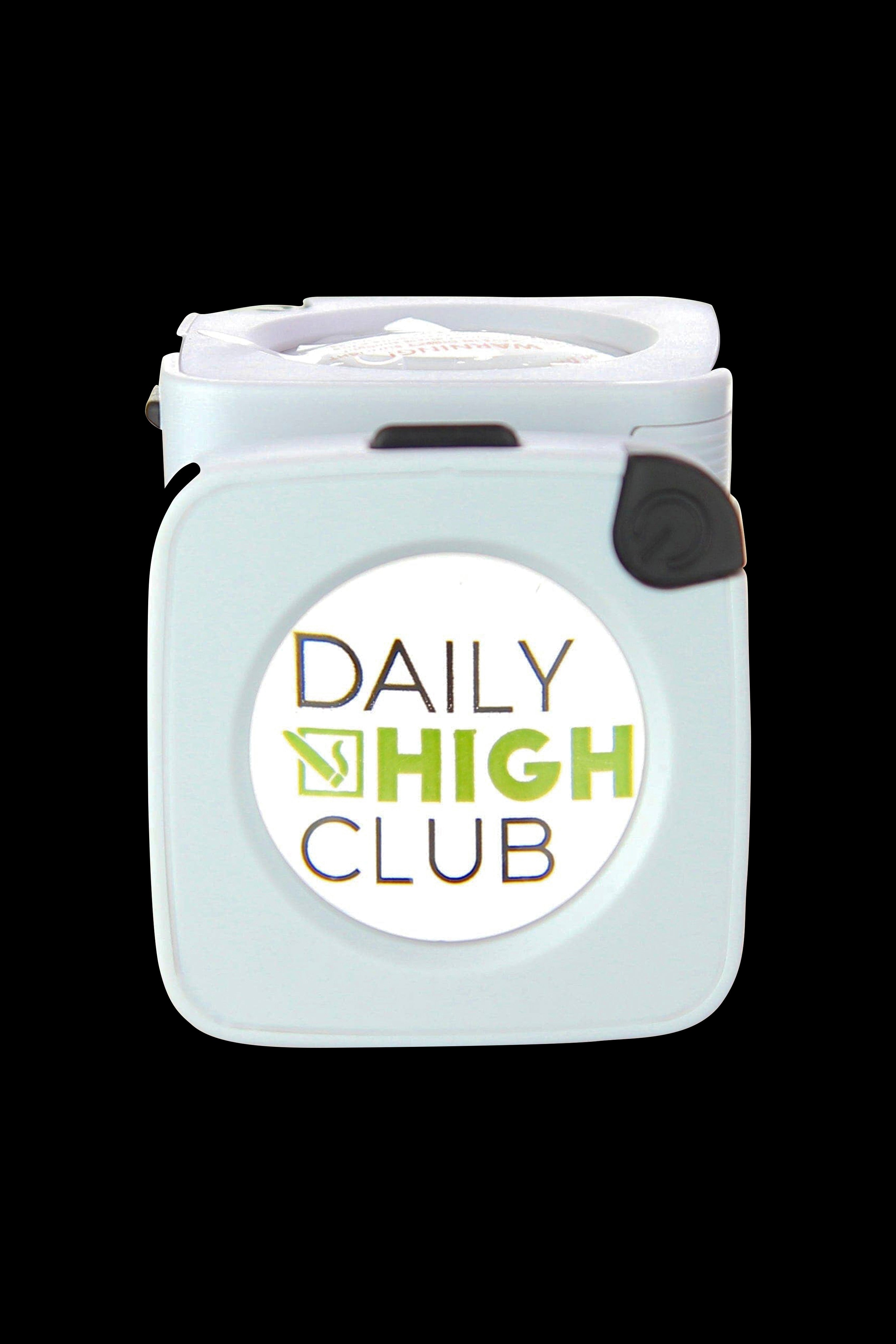 Light blue, smell-proof bag with "DAILY HIGH CLUB" logo.