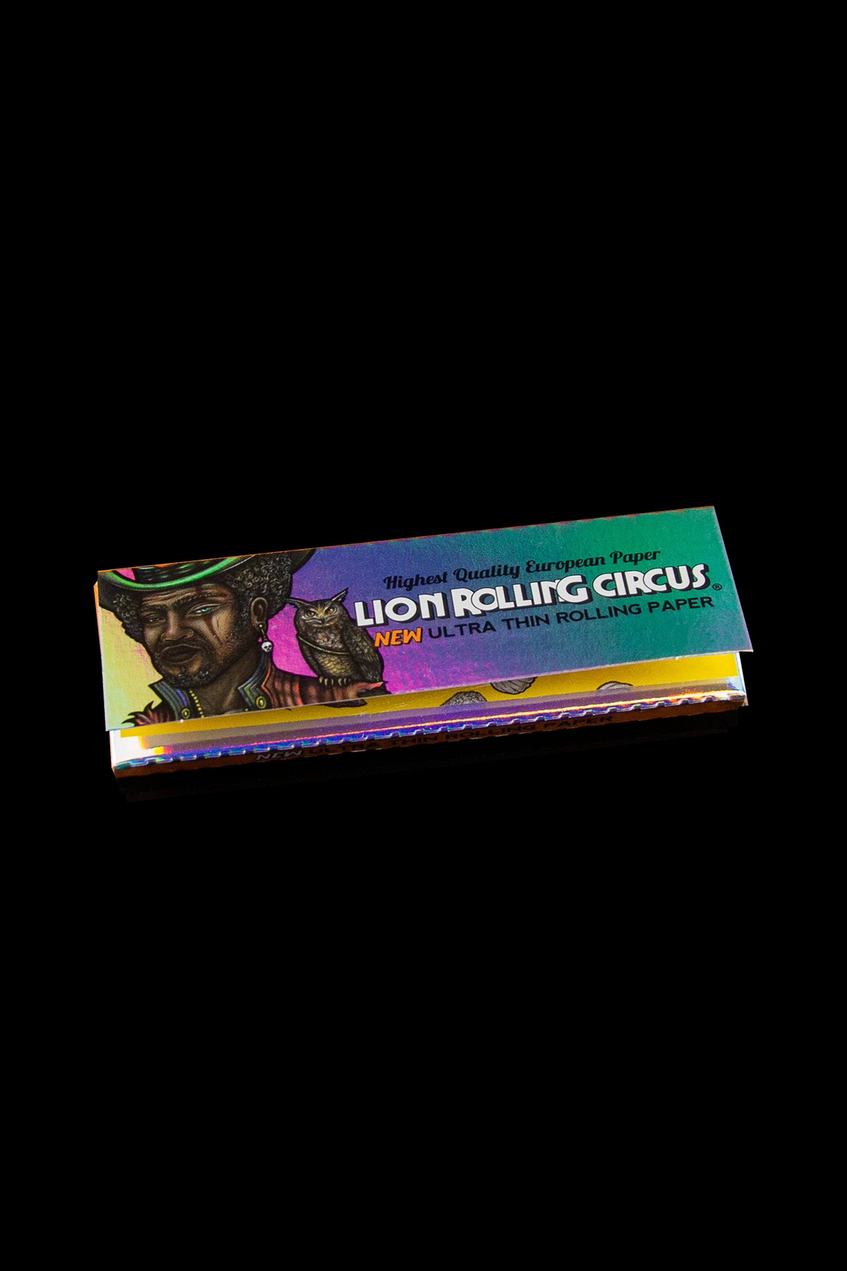 Pack of Lion Rolling Circus ultra-thin rolling papers with a regal lion portrait on black background.