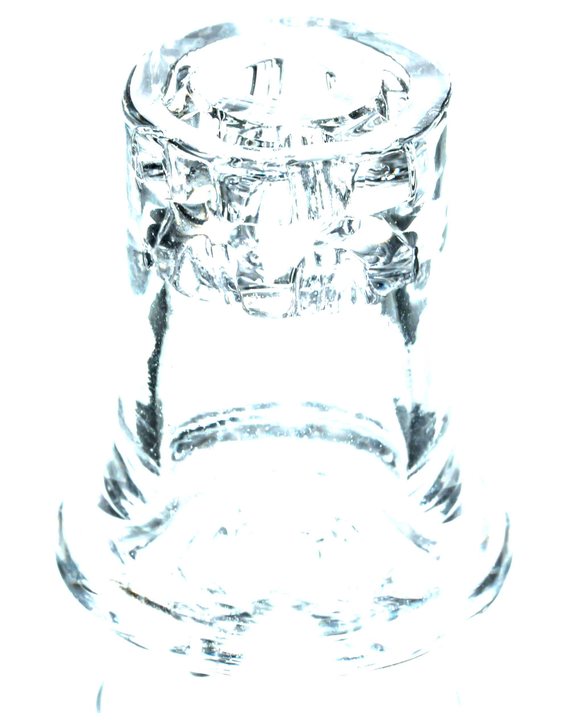 Close-up top-down view of the clear Diamond Knot Domeless Nail showing its textured glass knot pattern and circular opening.
