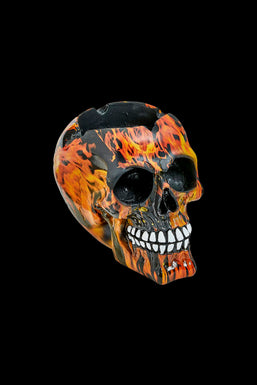 Roast & Toast Flame Skull Ashtray