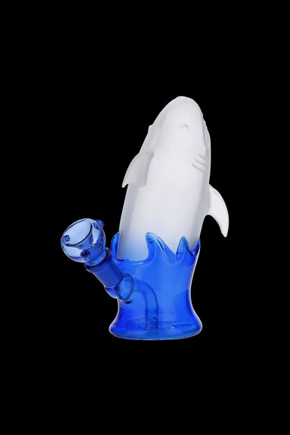 Glass water pipe shaped like a shark with blue and white gradient.