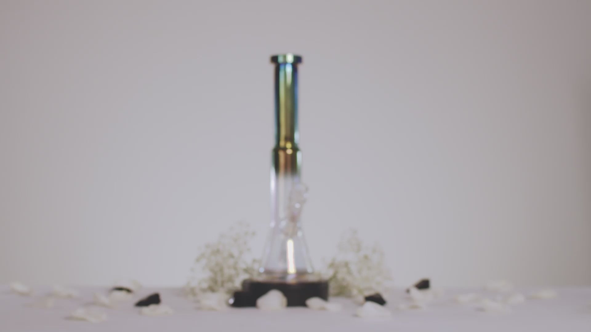 Load video: Queen of Bud Black Obsidian Dual Use Bong - 14 in.