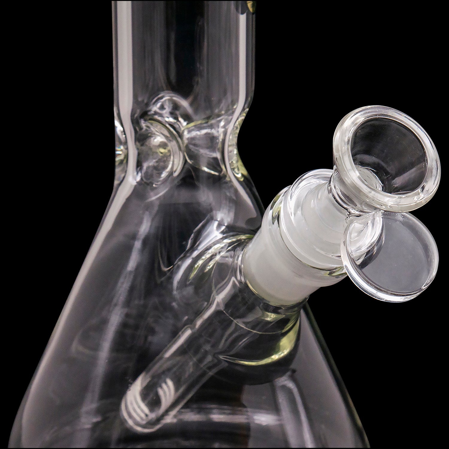 A close-up view of the joint on the LA Pipes Basic Beaker Water Pipe - Simply Guy, showcasing the clear glass construction.