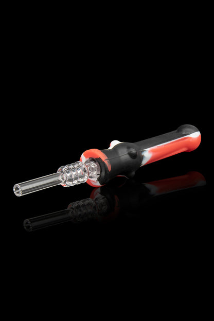 Silicone dab straw with a glass tip, for concentrated cannabis consumption.