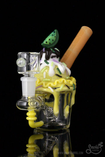 Featured View - Empire Glassworks "Key Lime Cupcake" Nano Rig