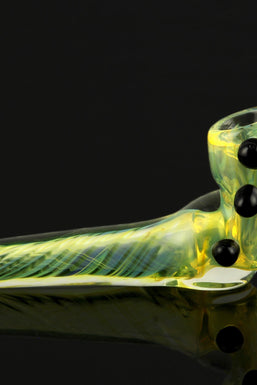 Glassheads UV Reactive Pipe with Black Marbles