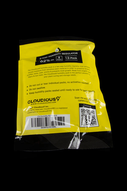 A package of Cloudious9 2-way humidity regulator packs for preserving cannabis, shown with twelve sealed packs inside. 62% RH.
