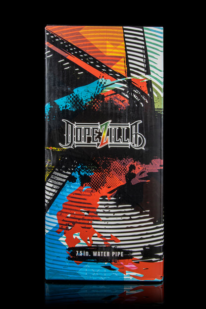 Close-up of a colorful box for a 7.5-inch water pipe, featuring bold graffiti-style lettering and a vibrant design.