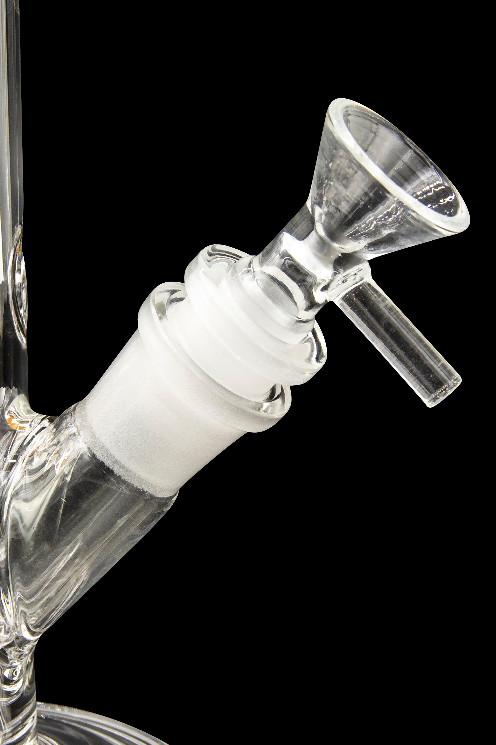 Glass bong with a bowl piece inserted into the downstem.